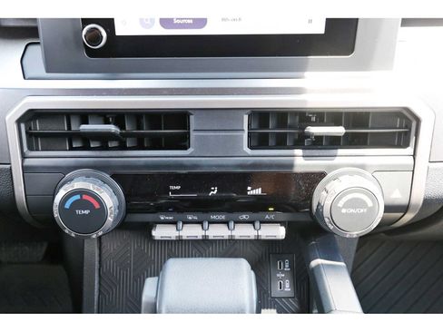 Used 2026 Toyota 4Runner SR5 AWD/4WD image 24