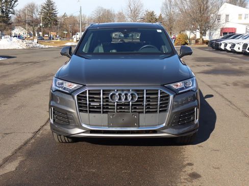 Used 2022 Audi Q7 2.0T Premium image 2