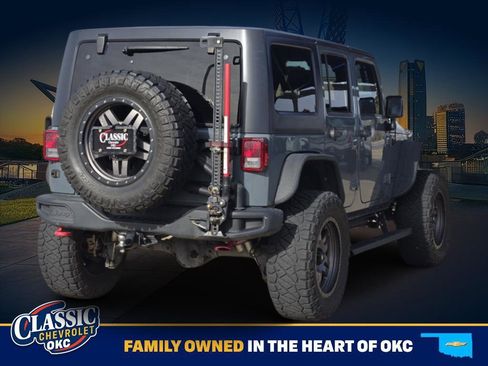 Used 2015 Jeep Wrangler Unlimited Rubicon image 7