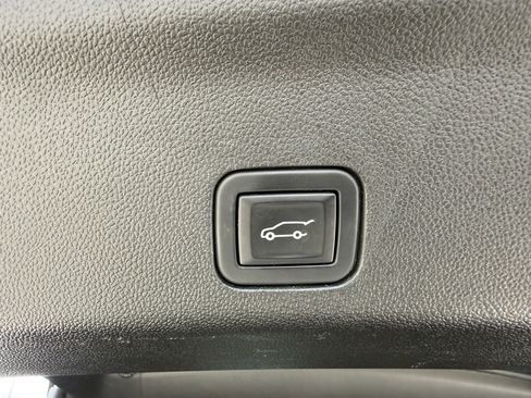 Used 2023 Chevrolet Tahoe RST w/ Luxury Package image 35