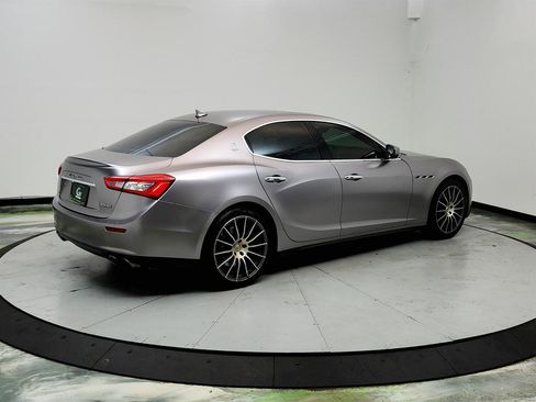 Used 2017 Maserati Ghibli S RWD image 5