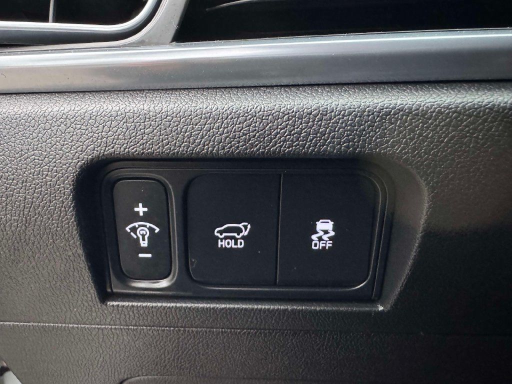 Used 2024 Kia Sorento SX AWD/4WD image 19