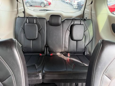 Used 2021 Chrysler Voyager Lxi FWD image 22