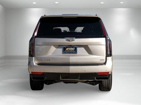 Used 2021 Cadillac Escalade ESV Sport image 8