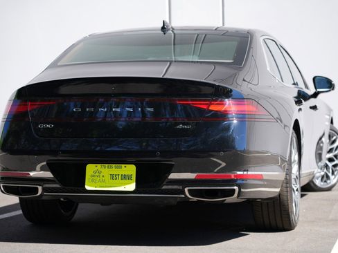 Used 2024 Genesis G90 3.5T AWD/4WD image 5