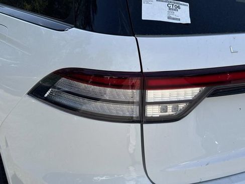 New 2026 Lincoln Aviator Reserve AWD/4WD image 11