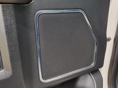 Used 2018 Ford F150 Platinum w/ Technology Package image 13