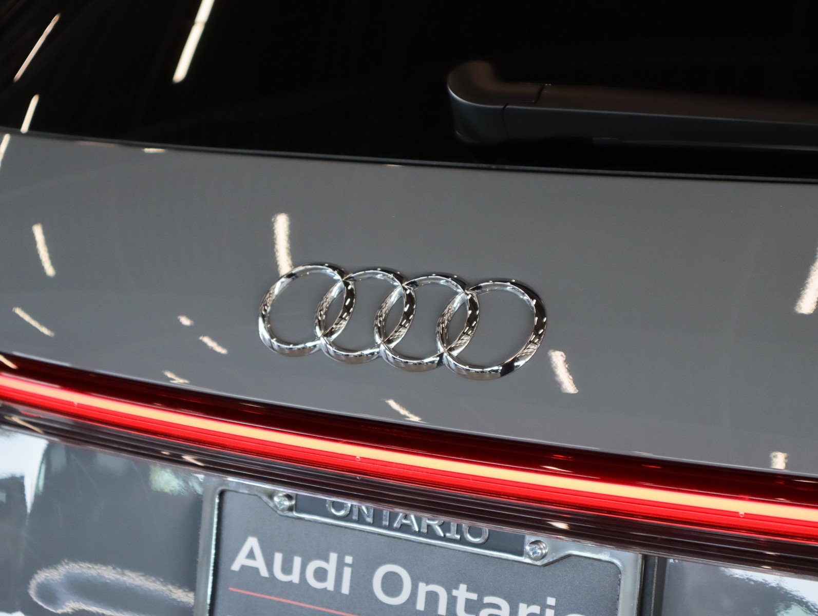 Used 2023 Audi Q4 e-tron Premium Plus AWD/4WD image 29