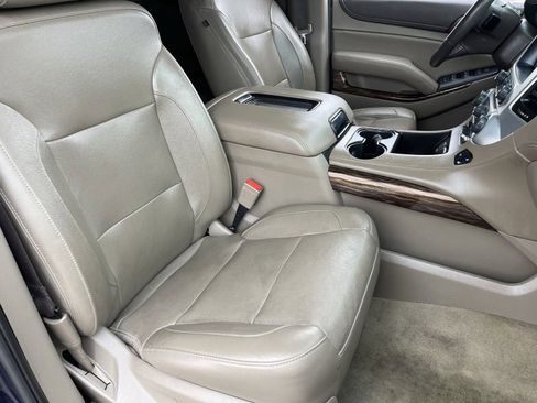 Used 2018 GMC Yukon SLT w/ Open Road Package AWD/4WD image 13