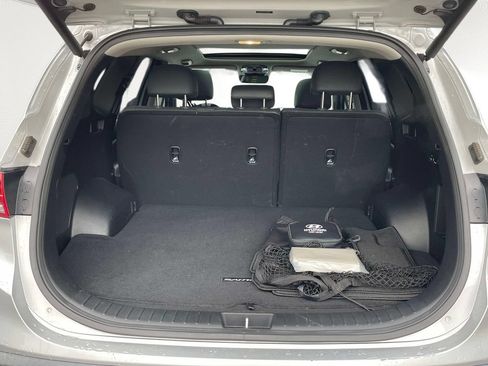 Used 2023 Hyundai Santa Fe SEL w/ Premium Package FWD image 9
