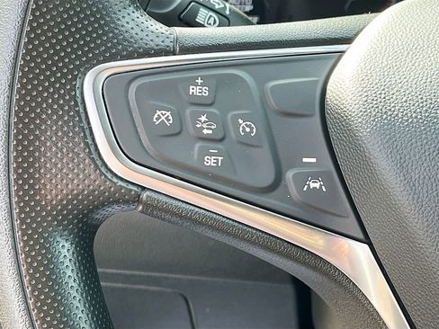 Used 2025 Chevrolet Malibu LT FWD image 18