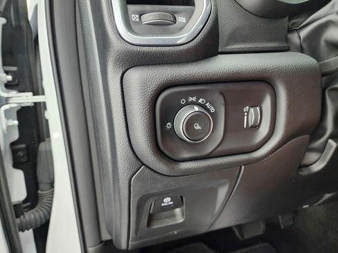 Used 2024 RAM 1500 Laramie image 53