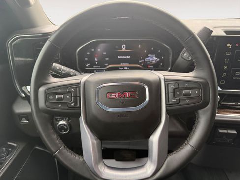 Used 2024 GMC Sierra 1500 SLE w/ Preferred Package AWD/4WD image 16