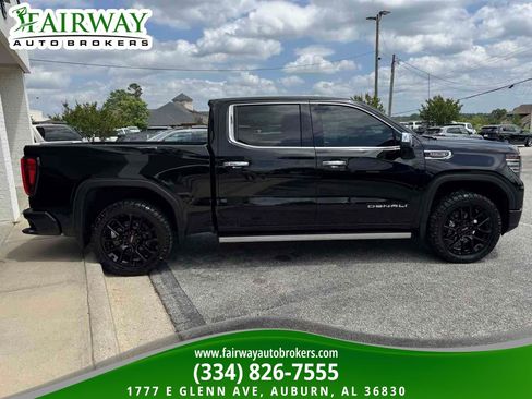 Used 2023 GMC Sierra 1500 Denali AWD/4WD image 5