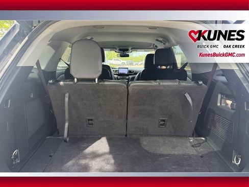 Used 2024 Ford Explorer Limited AWD/4WD image 6