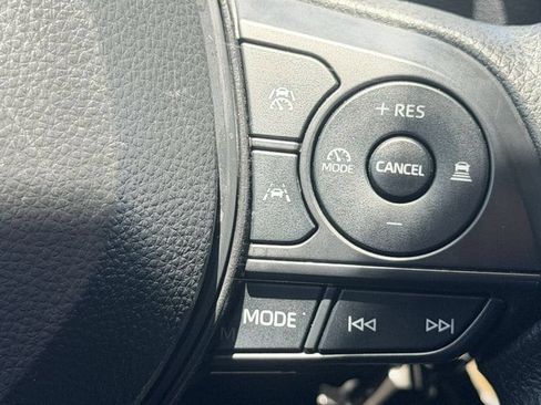 Used 2025 Toyota Corolla LE FWD image 19