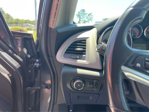 Used 2013 Buick Verano FWD image 14
