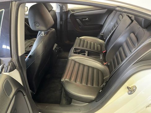 Used 2010 Volkswagen CC Sport FWD image 20