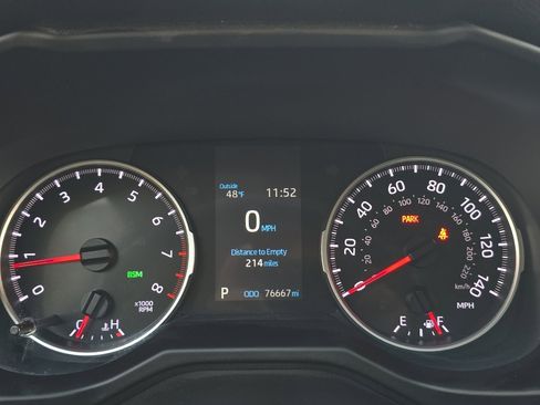 Used 2020 Toyota RAV4 XLE image 14