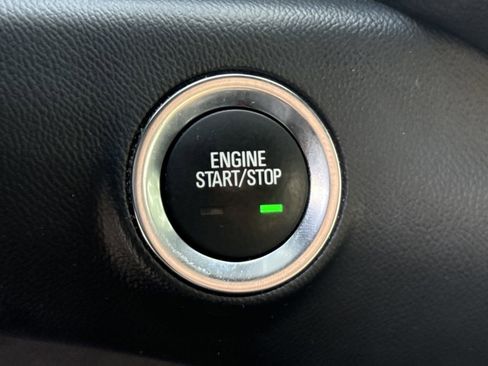 Used 2022 GMC Terrain SLT w/ Tech Package image 29