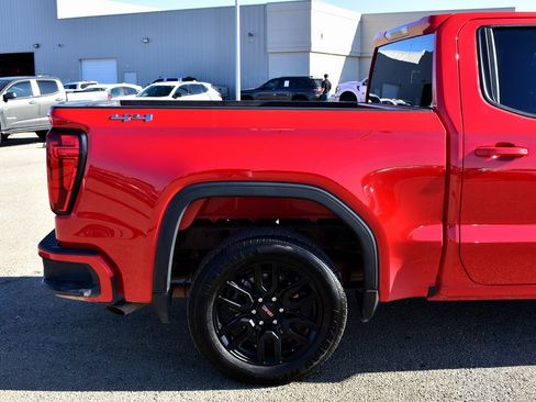 Used 2024 GMC Sierra 1500 Elevation image 9