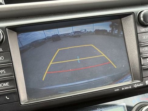 Used 2018 Toyota RAV4 XLE image 20