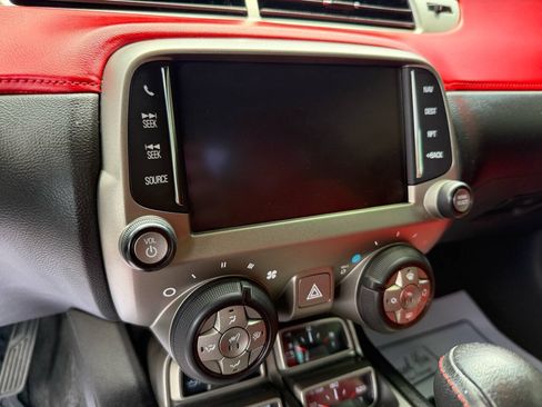 Used 2015 Chevrolet Camaro SS w/ Commemorative Special Edition RWD image 60