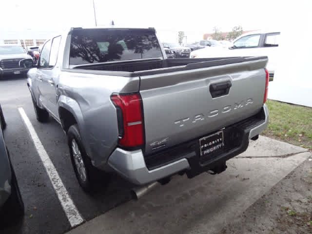 Used 2026 Toyota Tacoma SR5 AWD/4WD image 7