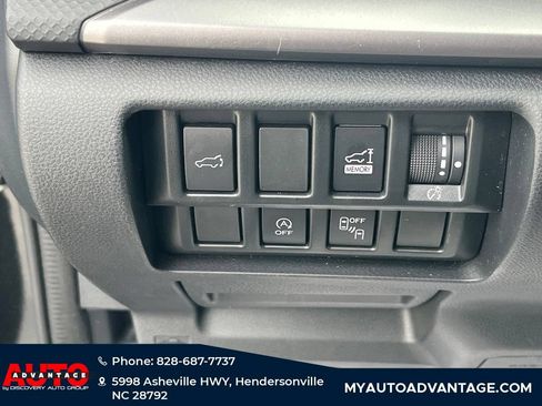 Used 2019 Subaru Forester Premium AWD/4WD image 21