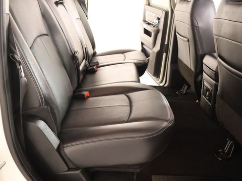 Used 2018 RAM 2500 Laramie AWD/4WD image 15