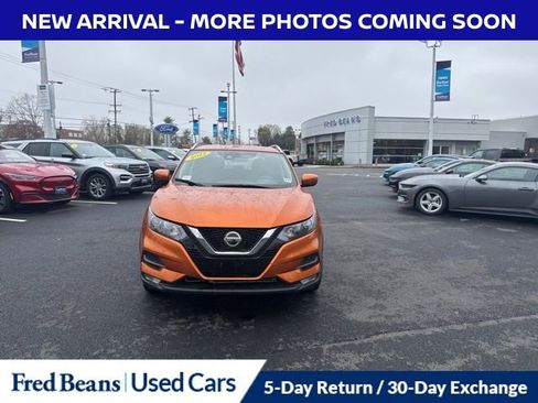 Used 2022 Nissan Rogue Sport SV AWD/4WD image 2