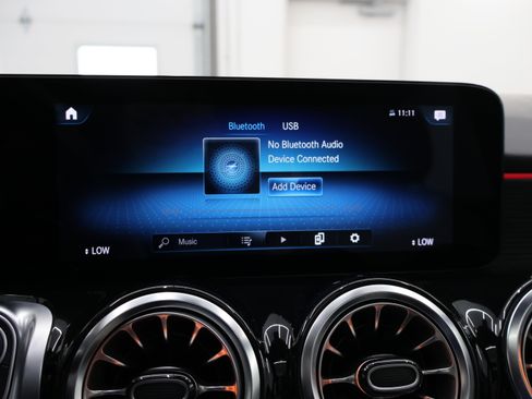 Used 2022 Mercedes-Benz GLB 35 AMG 4MATIC image 60