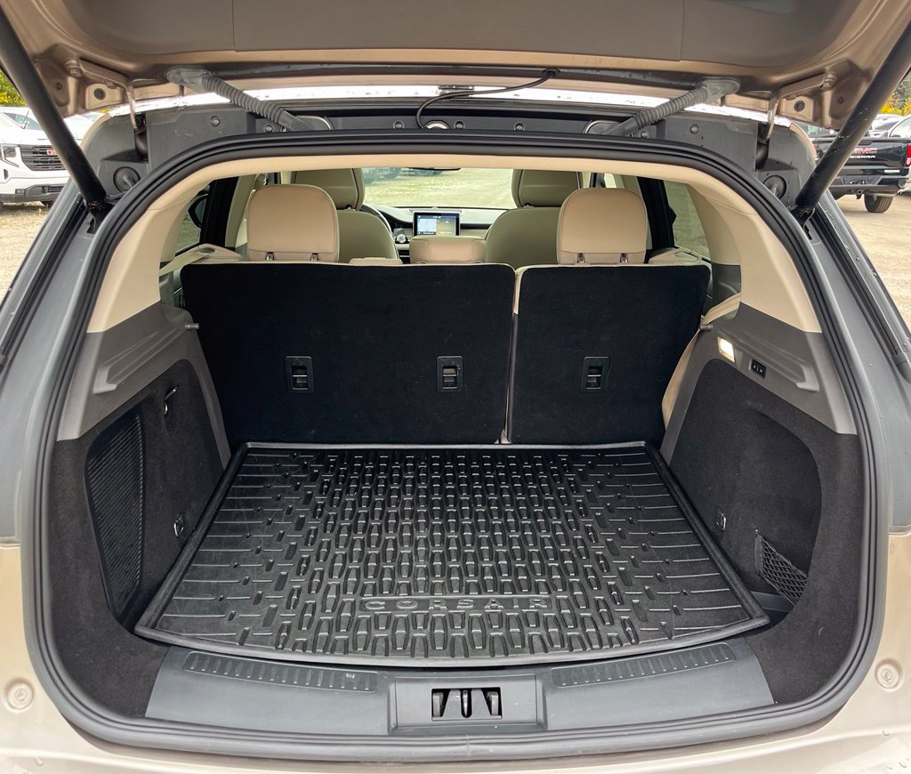Used 2020 Lincoln Corsair AWD w/ Premium Package image 12