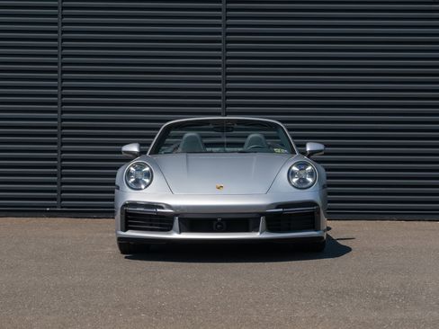 Certified 2022 Porsche 911 Turbo AWD/4WD image 11