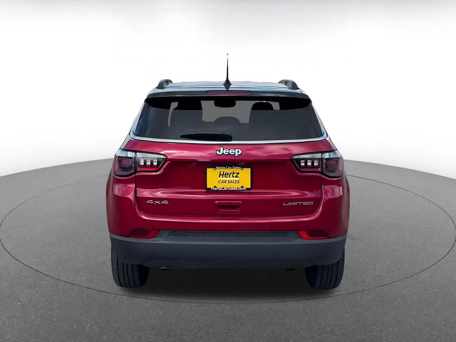Used 2025 Jeep Compass Limited AWD/4WD image 12