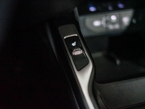 Used 2024 Kia Sorento EX w/ Panoramic Sunroof Package image 29