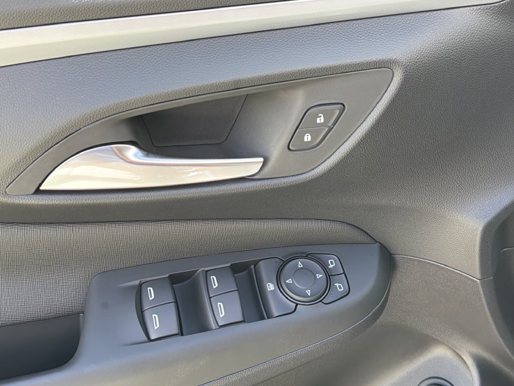 New 2026 Buick Envista Sport Touring w/ Convenience I Package FWD image 21