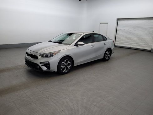 Used 2021 Kia Forte LXS FWD image 2