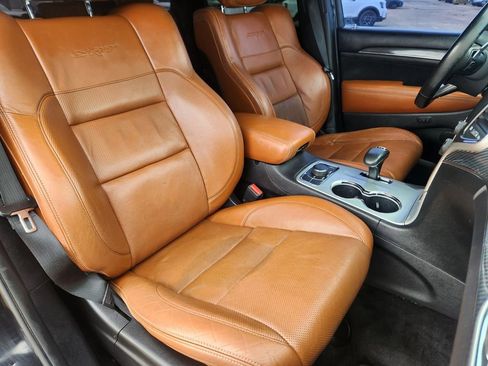 Used 2015 Jeep Grand Cherokee SRT w/ Trailer Tow Group IV image 17