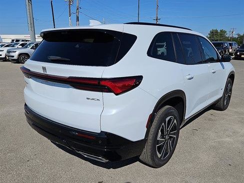 New 2026 Buick Enclave Sport Touring w/ Power Package image 5