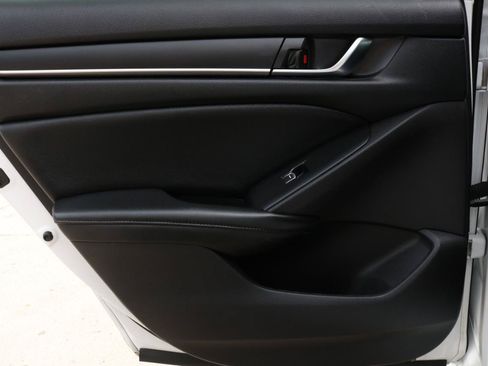 Used 2021 Honda Accord Sport Special Edition image 34