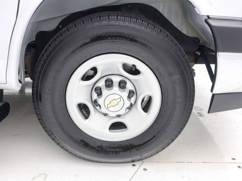 Used 2023 Chevrolet Express 3500 LT w/ LT Preferred Equipment Group image 30