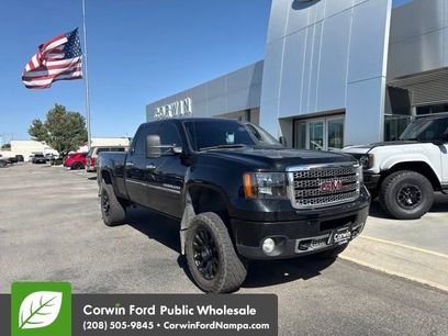 Used 2011 GMC Sierra 2500 Denali w/ Suspension Package, Off-Road