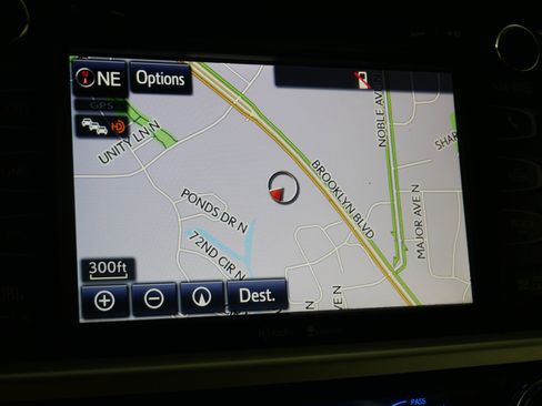 Used 2015 Toyota Highlander Limited Platinum image 31