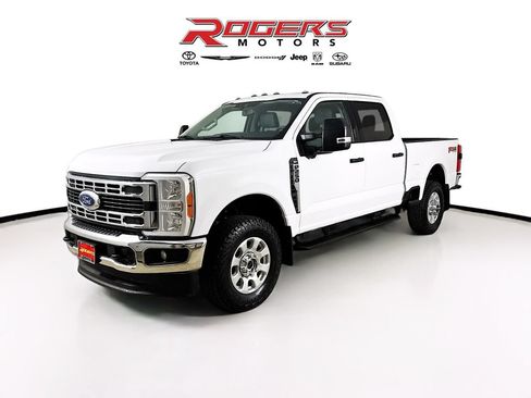 Used 2023 Ford F250 XLT w/ 360-Degree Camera Package AWD/4WD image 8