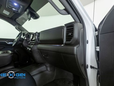 Used 2023 GMC Sierra 1500 SLE AWD/4WD image 38