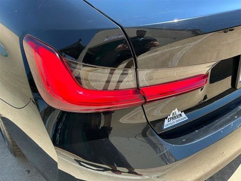 Used 2020 BMW 330i xDrive Sedan w/ Driving Assistance Package AWD/4WD image 19