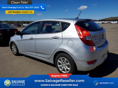 Used 2012 Hyundai Accent GS image 3