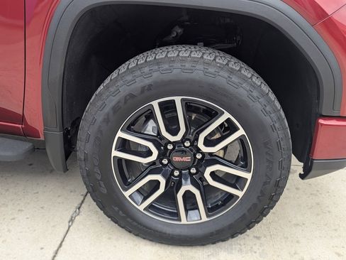 Used 2025 GMC Sierra 1500 AT4 w/ AT4 Premium Package image 23