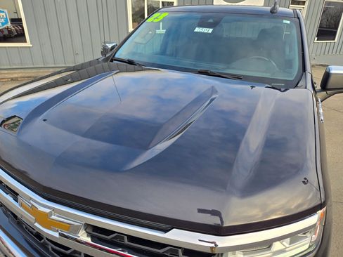 Used 2023 Chevrolet Silverado 1500 LT w/ Max Trailering Package AWD/4WD image 16